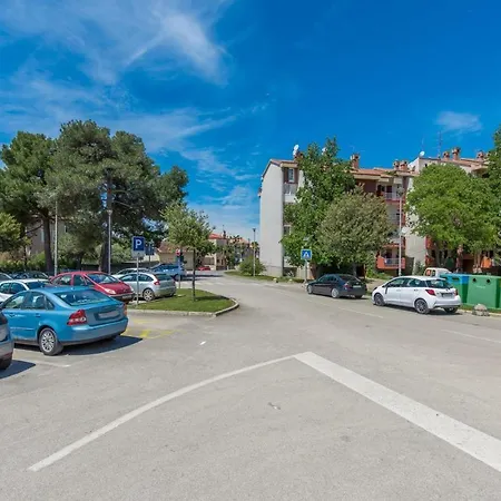 Sanja Near The And Center Apartman Porec